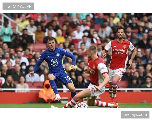 范海克解析英超战术革新如何驱动球队状态跃升与未来发展方向 范海克解析英超战术革新如何驱动球队状态跃升与未来发展方向